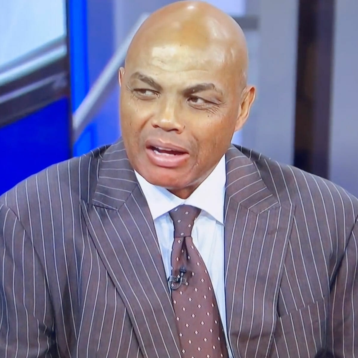 Charles Barkley stuns hockey fans with hilarious roast talking