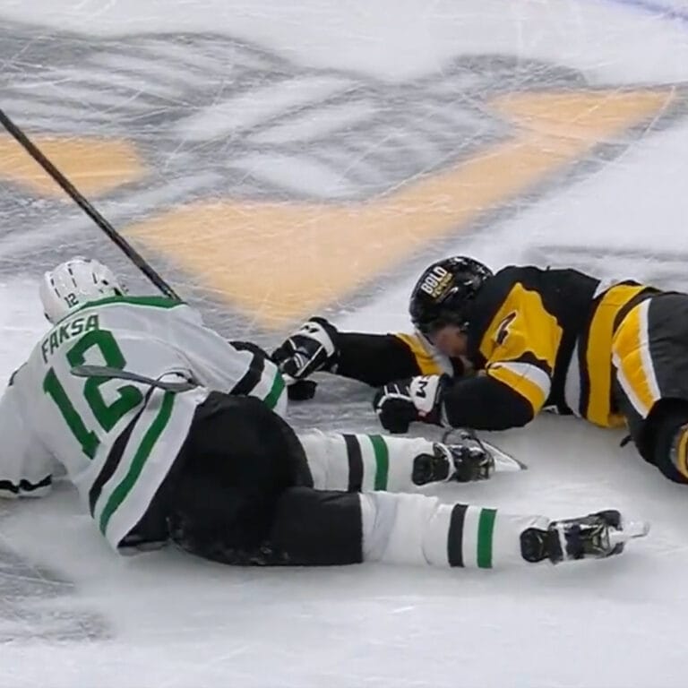 Pens rookie unconscious after throwing massive hit in his NHL debut