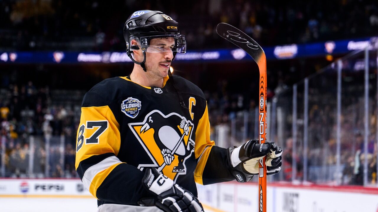Sidney Crosby of the Pittsburgh Penguins