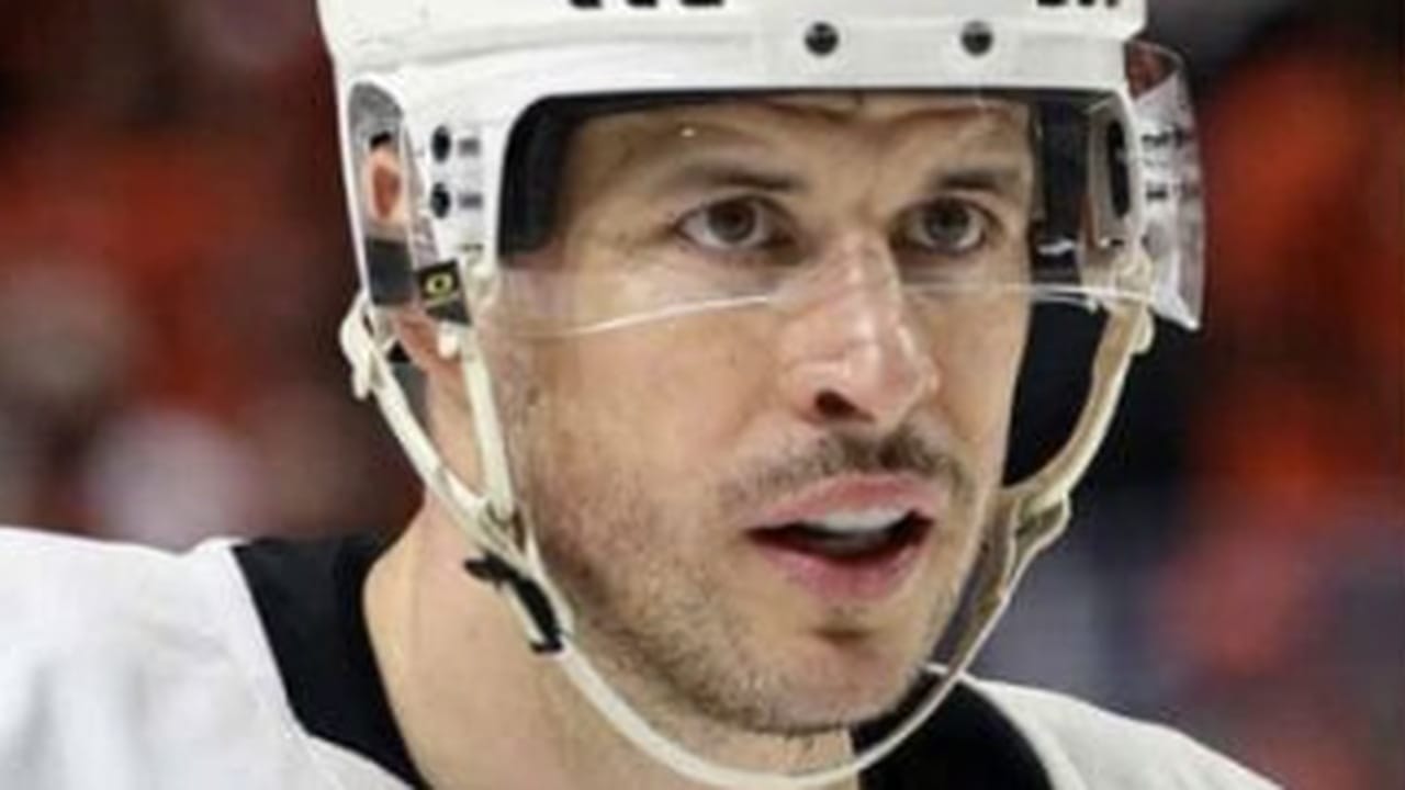 Sidney Crosby of the Pittsburgh Penguins
