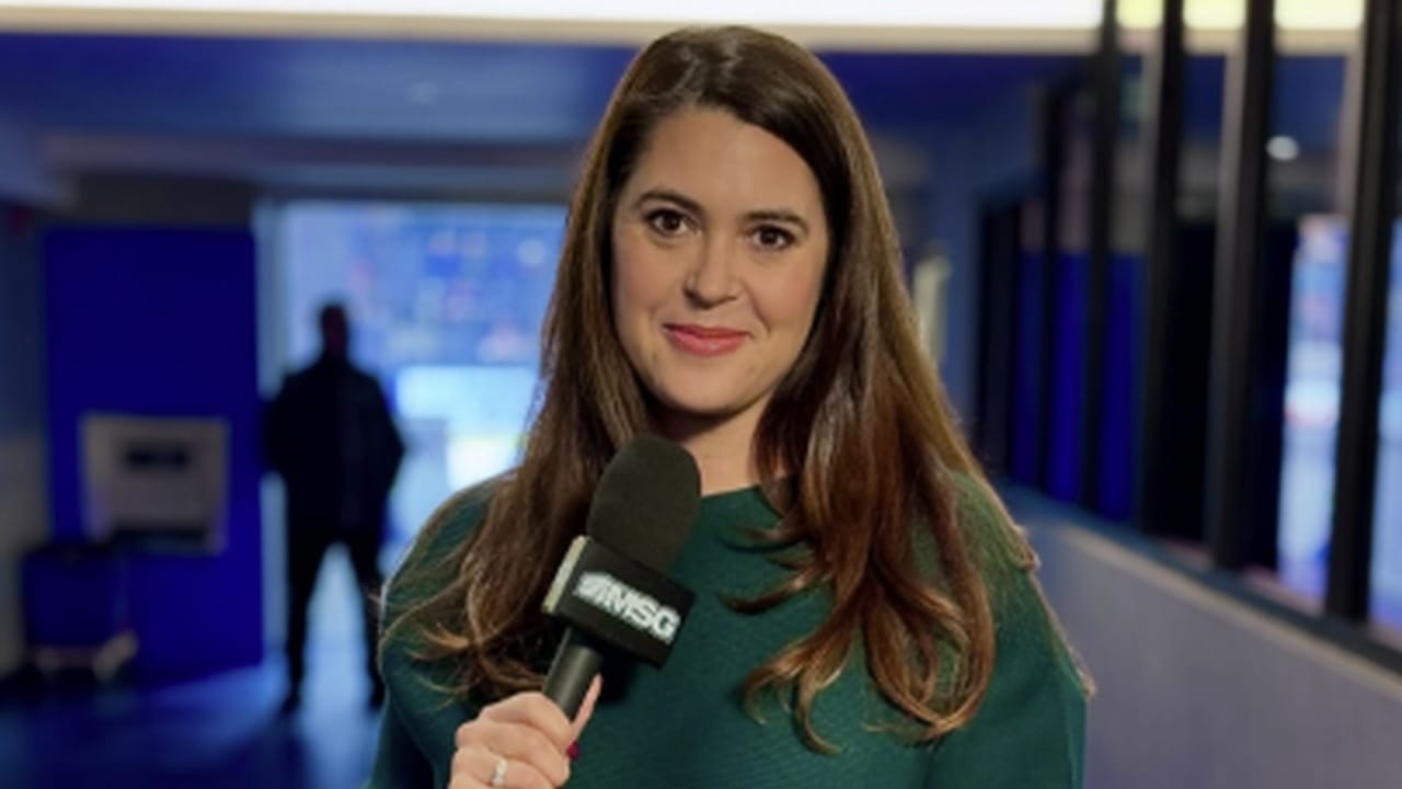 Shannon Hogan of the New York Islanders broadcast