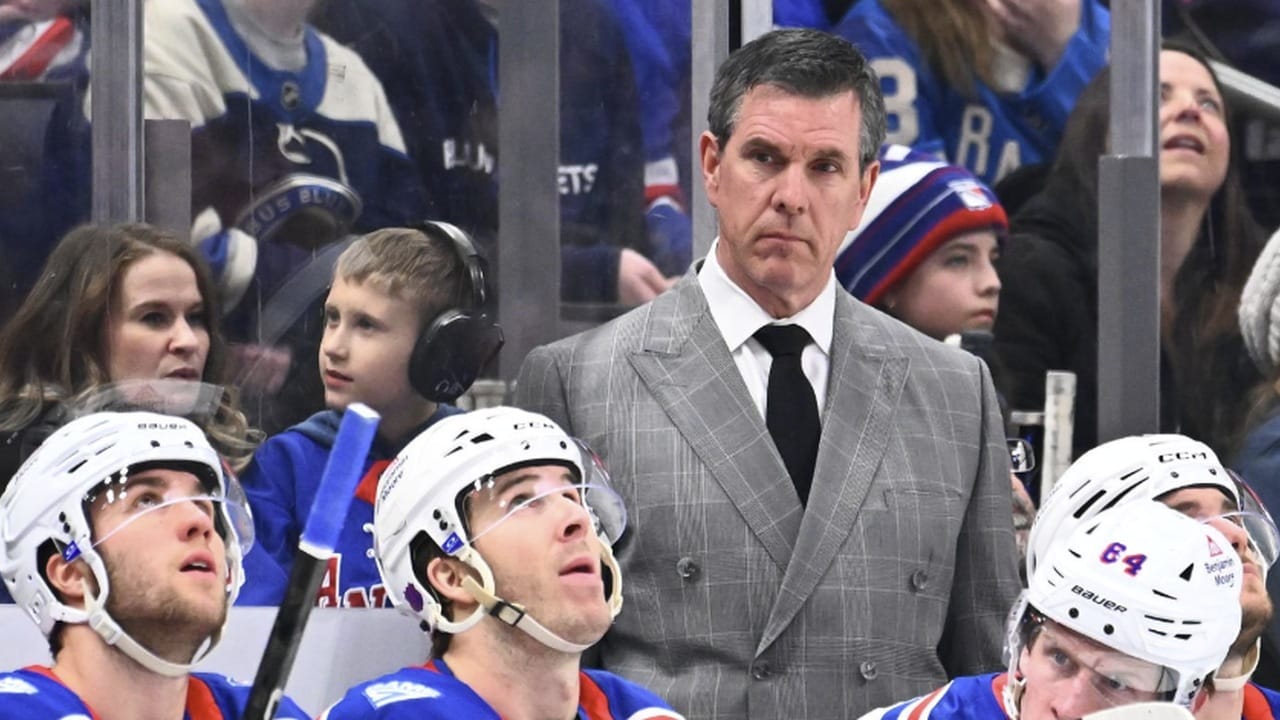Mike Sullivan, head coach fo the New York Rangers
