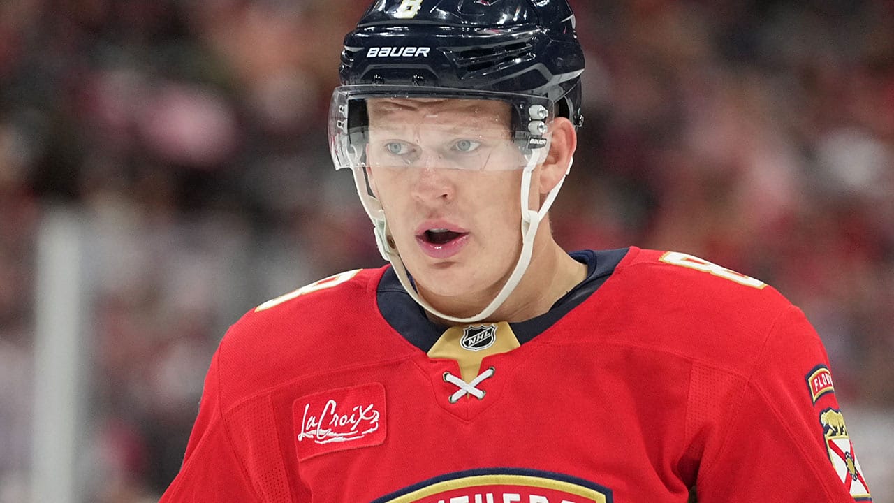 Fans aren't buying Brady Tkachuk's words on Ottawa return