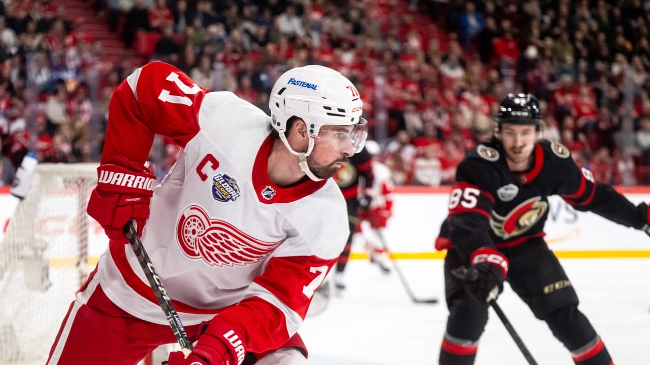 Dylan Larkin of the Detroit Red Wings