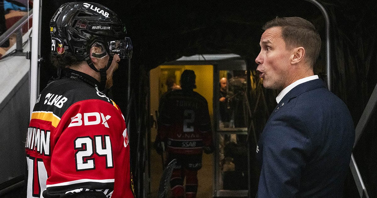 Brendan Shinnimin och Roger Rönnberg hamnade i en het dispyt under SHL-mötet mellan Frölunda och Luleå.