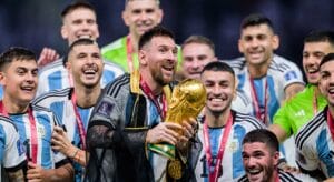 Argentina är regerande världsmästare i fotboll efter att ha vunnit VM 2022 i Qatar.