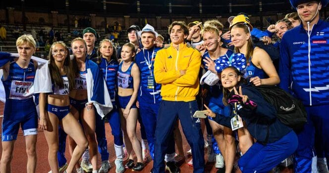 Armand Duplantis vackra gest till finländarna under Finnkampen.