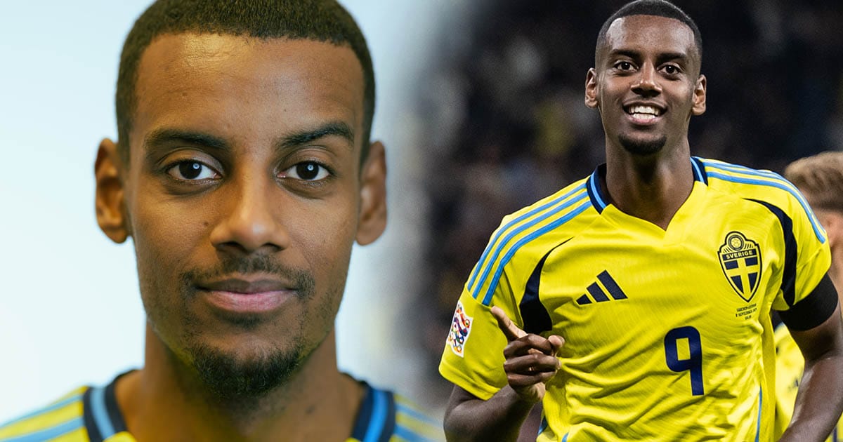 Alexander Isak har fått ta emot Guldbollen för första gången i fotbollskarriären.