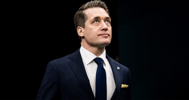 Sam Hallam och Tre Kronor tvingas lämna hockeyturneringen under vinter-OS 2026.