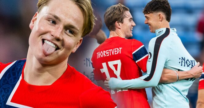Norska landslagsspelarna skrattar åt Sverige efter förnedringen i VM-uppladdningen.