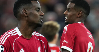 Ikonen ryter ifrån efter orden om Alexander Isak