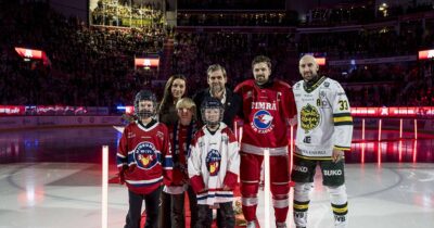 Hyllningen av Henrik Zetterberg stördes av ditresta Björklöven-supportrar.