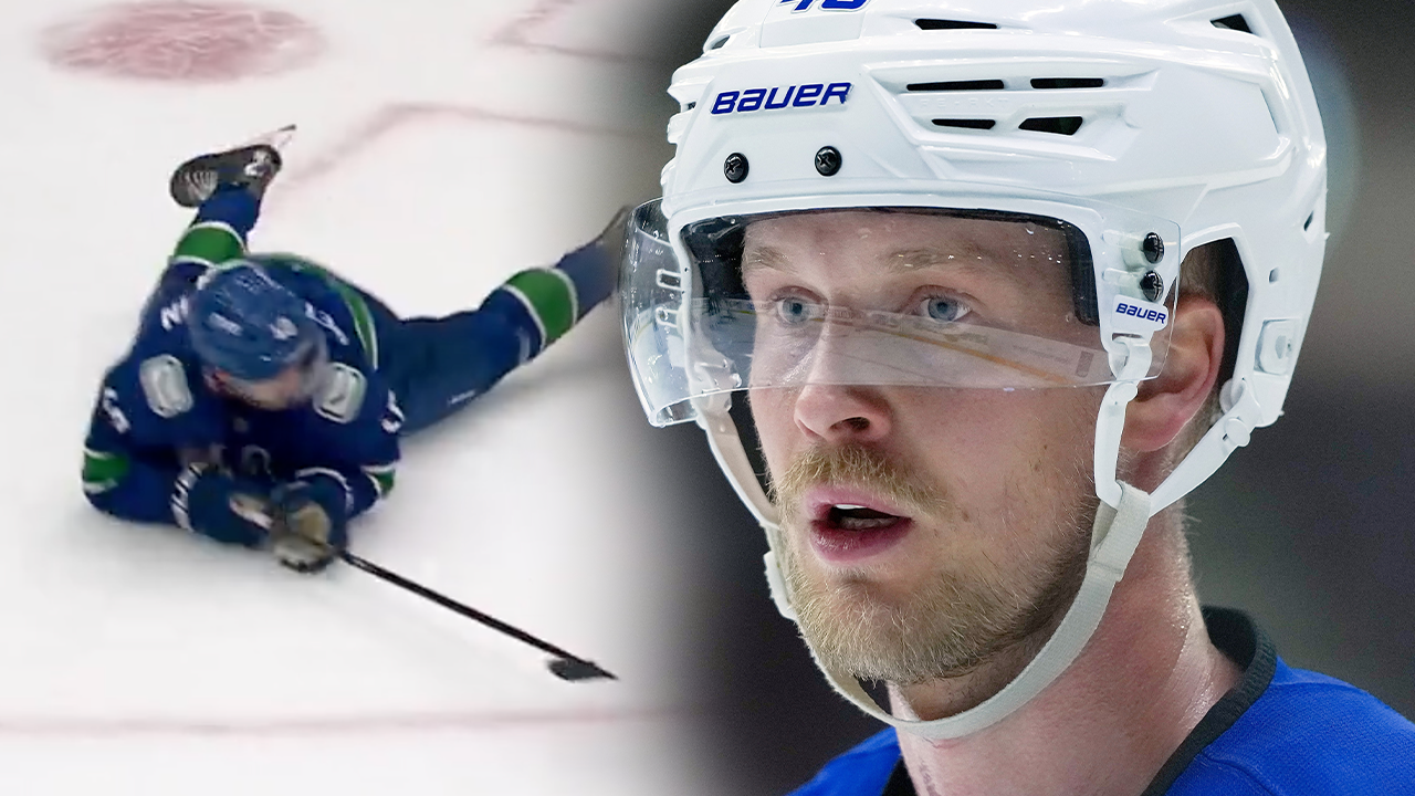 Därför hyllas Elias Pettersson – trots klumpiga fusket på isen.