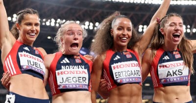 Amalie Iuel, Henriette Jæger, Astri Ertzgaard & Josefine Tomine Eriksen Aks
